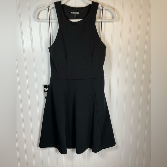 Express Dresses & Skirts - Nwt Express Black Fit & Flare Dress with pockets
